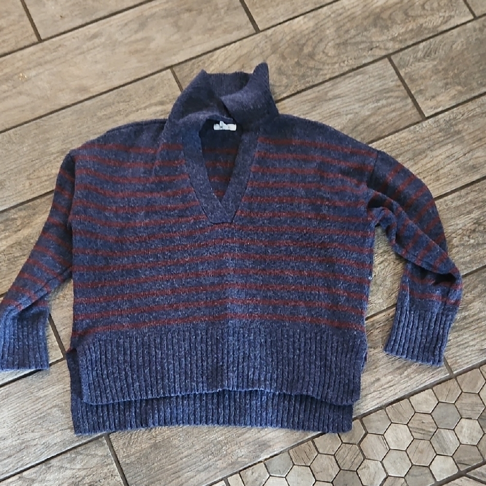 Maurices Navy Burgundy Knit Sweater